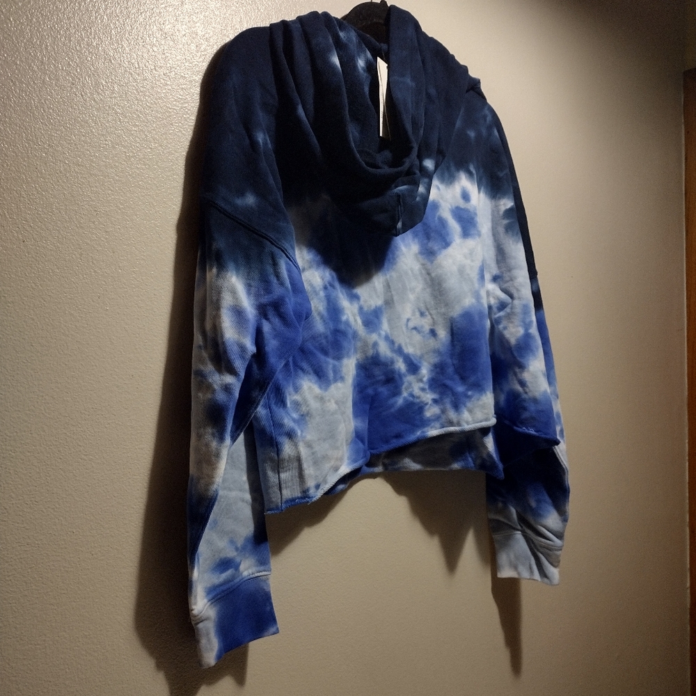 Calvin Klein Jeans Blue Tye Dye Long Sleeve Pullover Cropped Hoodie - Picture 3 of 13